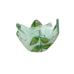Vtg Hand blown art green glass dish handkerchief bowl Vietri Italian Leaf Design